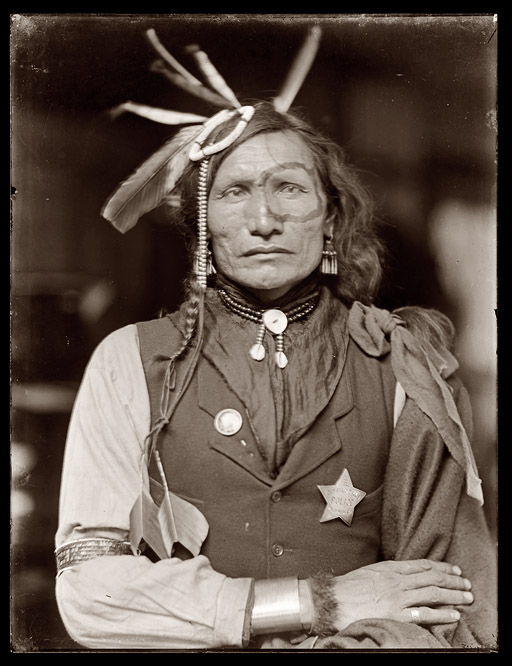 ©Gertrude Käsebier, Circa 1900, Hombre de Hierro Blanco, Mimebor de la Nación Sioux