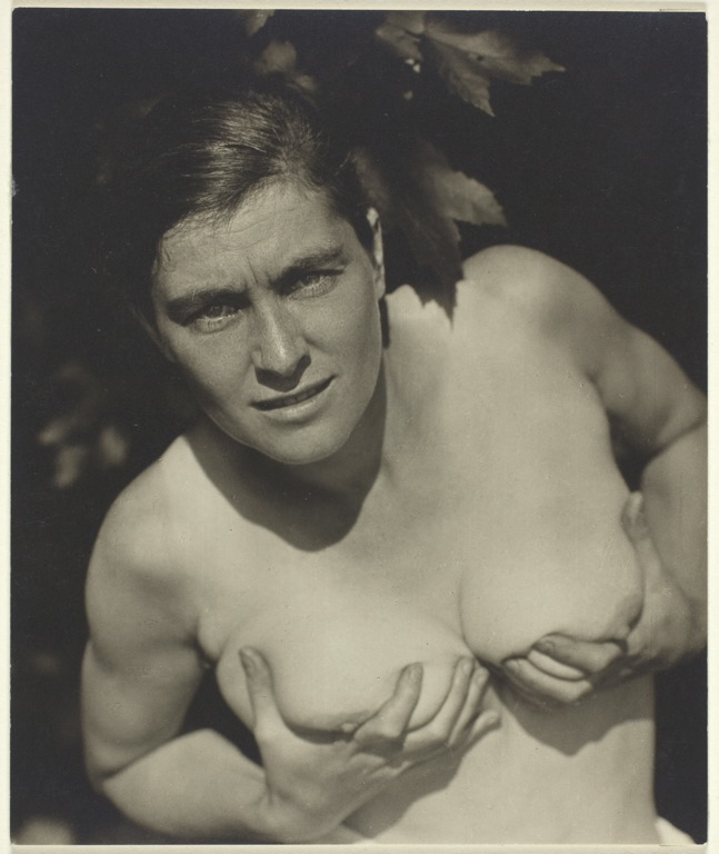 ©Alfred Stieglitz, 1922/23 Sin titulo, retrato de  Rebecca Strand