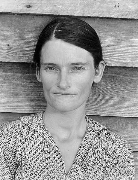 ©Walker Evans, Allie Mae Burroughs, 1936, probablemente una de sus fotografías más famosas, realizada durante la gran depresión de Estados Unidos