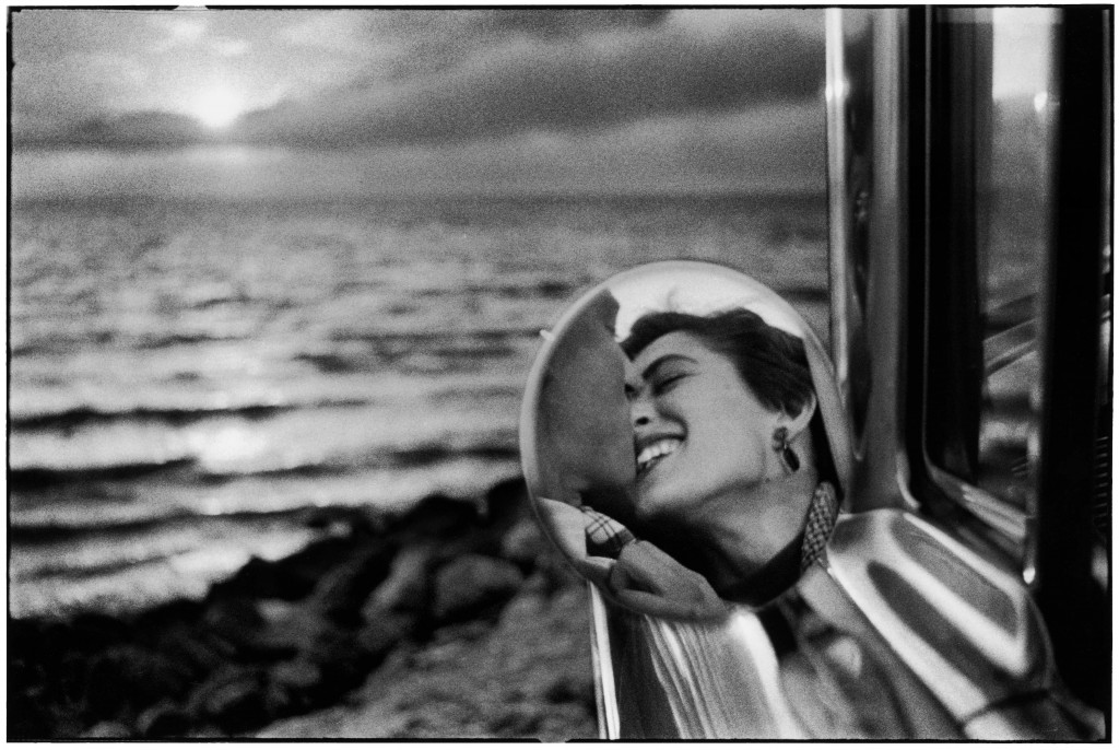 ©Elliot Erwitt, California 1955